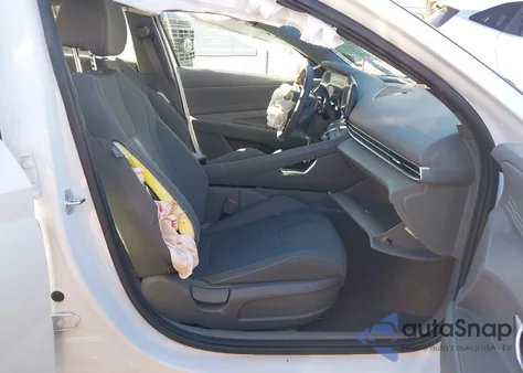 2025 Hyundai Elantra Sel Convenience z USA, uszkodzony, nr VIN KMHLS4DG3SU927152